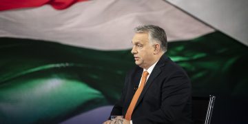 Orbán Viktor: Háború van, de Magyarországnak ebből a háborúból ki kell maradnia